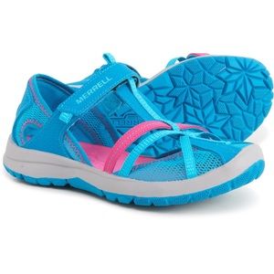 Good Condition Dragonfly Merrell Sandals size 2Y